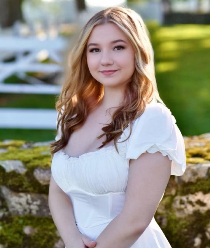 Portrait of Jordyn